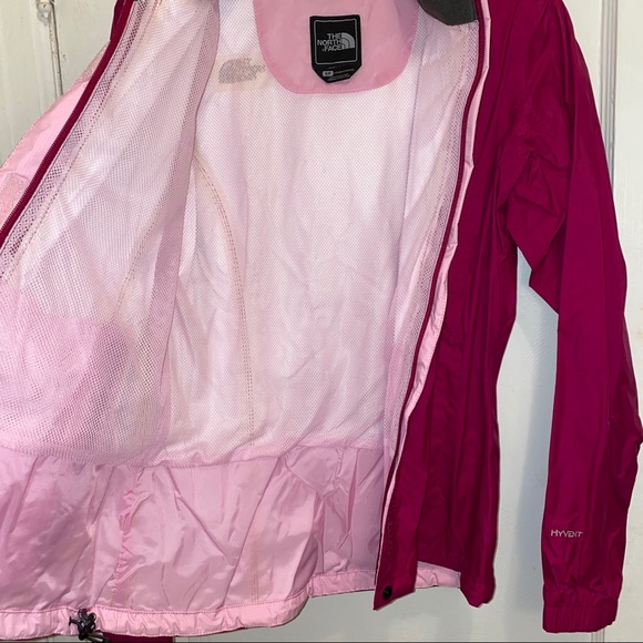 Womens NorthFace HyVent waterproof coat Size Small - Picture 7 of 8
